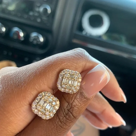 Diamond earrings